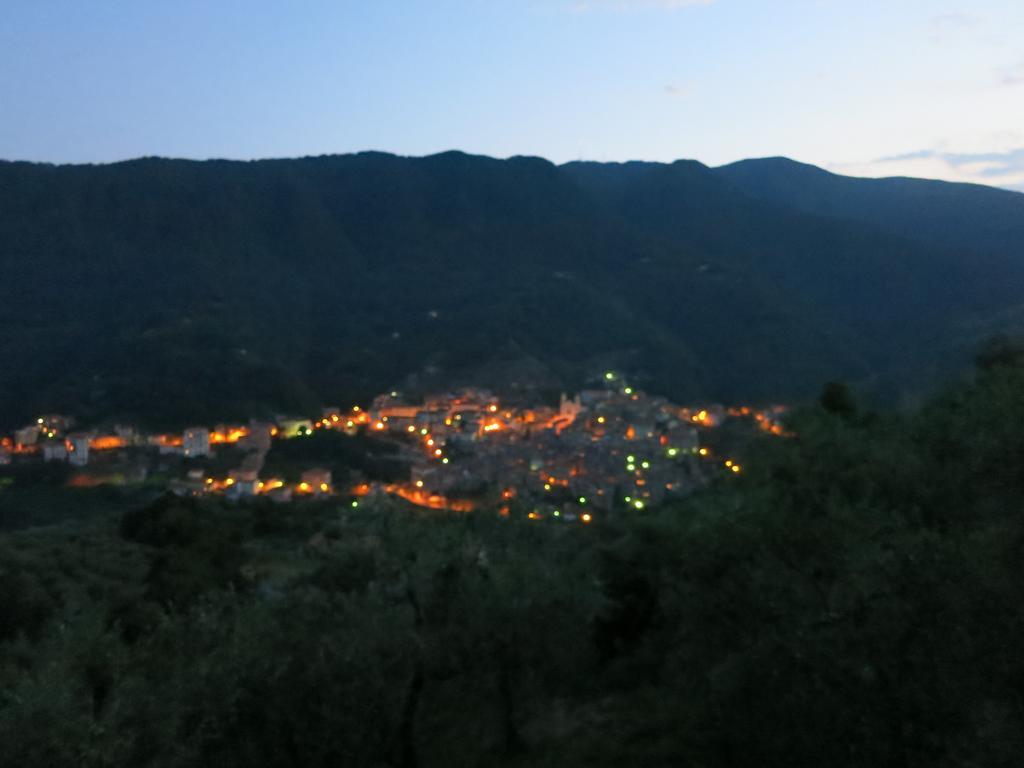 Вилла Rustic Liguria Ceriana Экстерьер фото