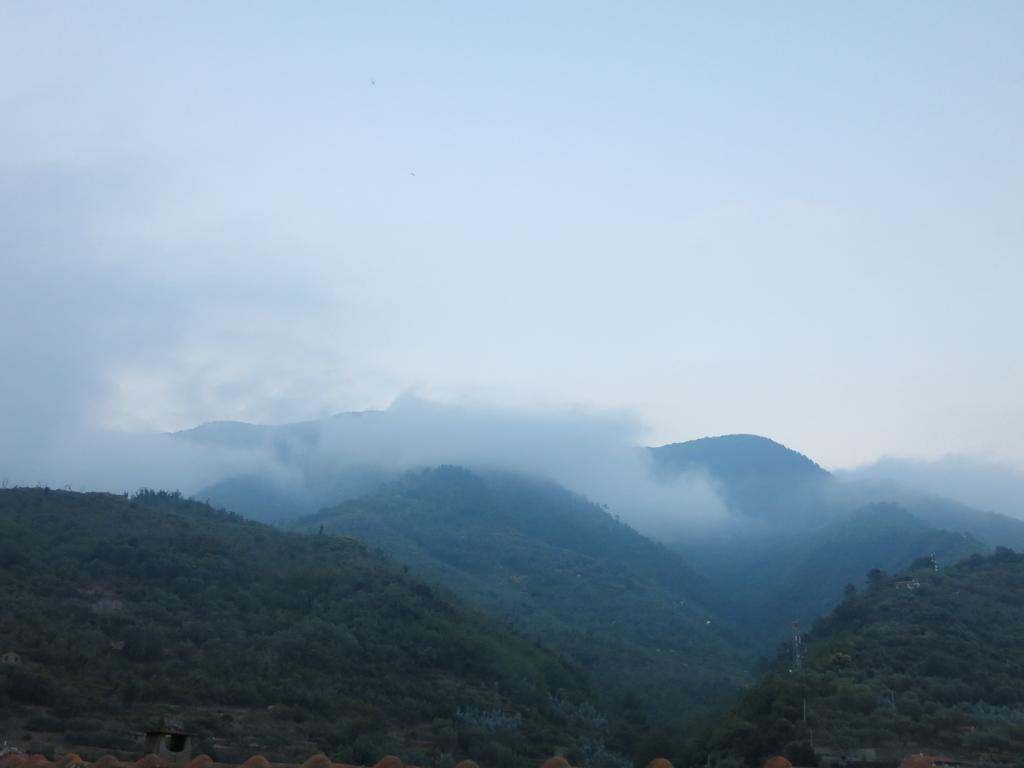 Вилла Rustic Liguria Ceriana Экстерьер фото